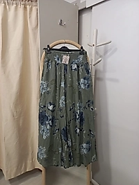 CİCEKLİ BELİ BÜZGÜLÜ KETEN PANTALON