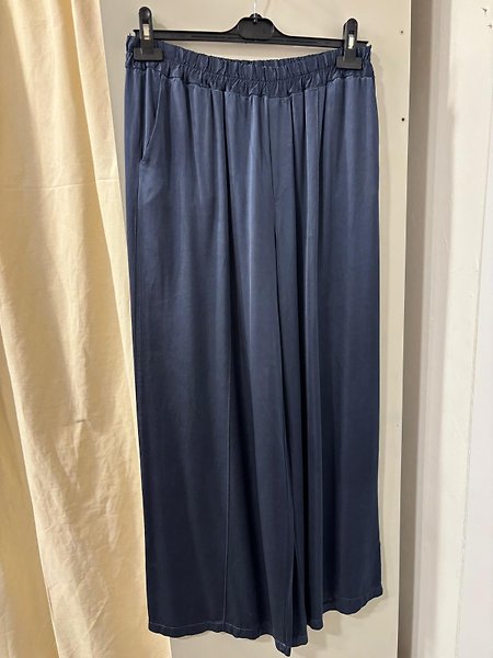 İPEK SATEN PANTALON 46 BEDENE KADAR UYGUN lacivert