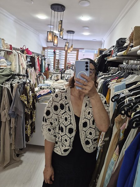 Siyah beyaz desenli bolero hırka STANDART